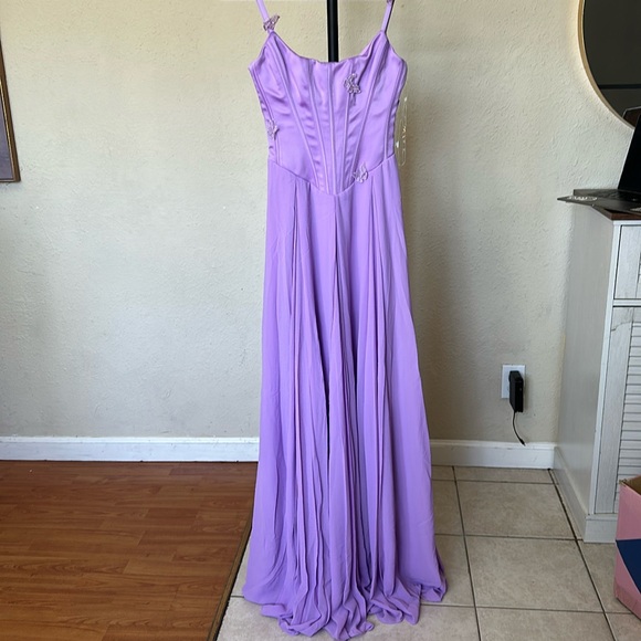 House of CB Lilac Pleated Maxi Dress - Picture 3 of 9